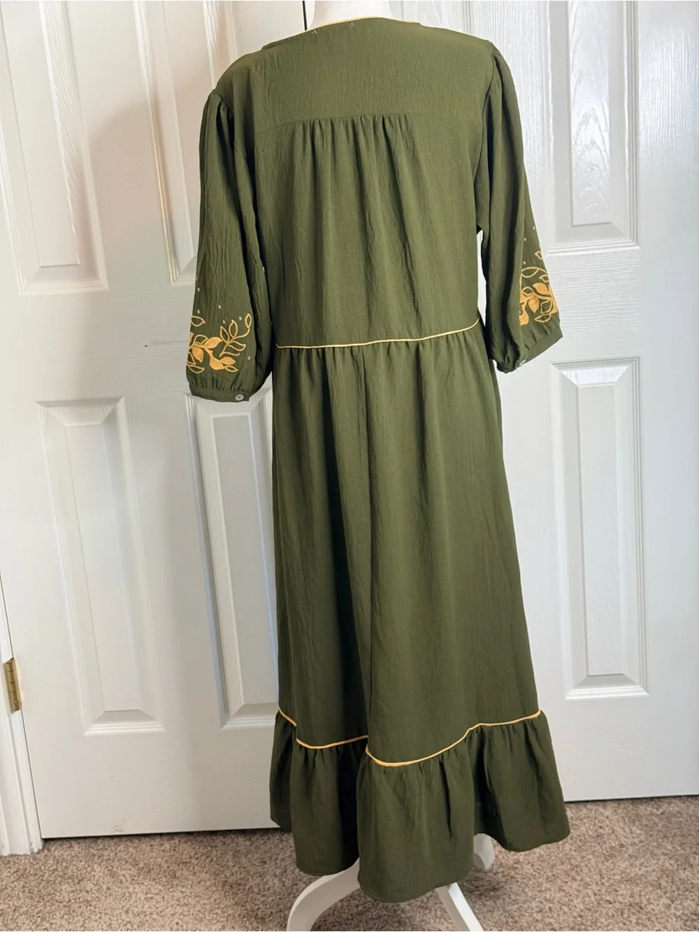 Fig + Flower Olive Green Embroidered Boho Midi Dress XL EUC - Picture 3 of 9